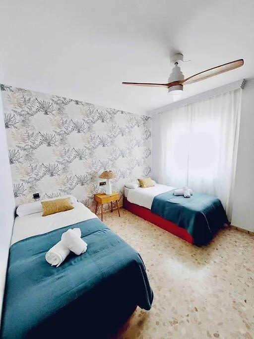 Torre Del Mar Deluxe Close To Beach & Parking Sinese Design Homes 0*, Torre Del Mar